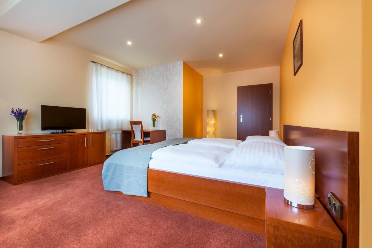Hotel Skanzen فيليهراد المظهر الخارجي الصورة