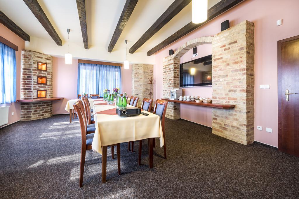 Hotel Skanzen فيليهراد المظهر الخارجي الصورة