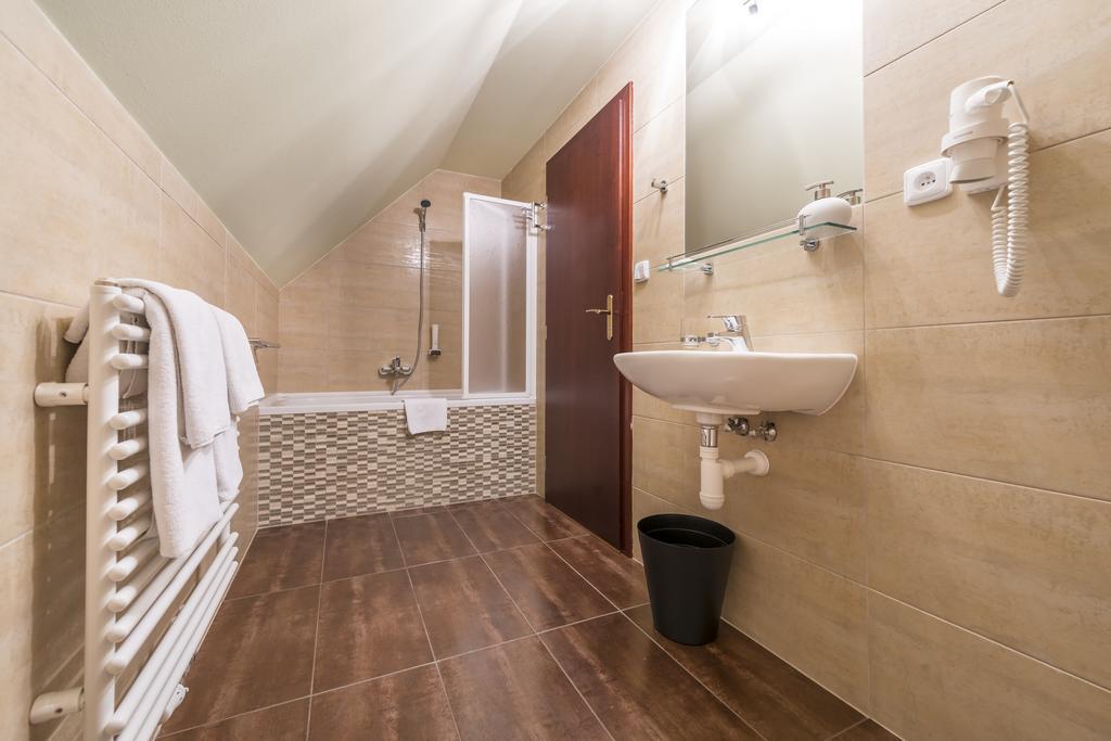 Hotel Skanzen فيليهراد الغرفة الصورة