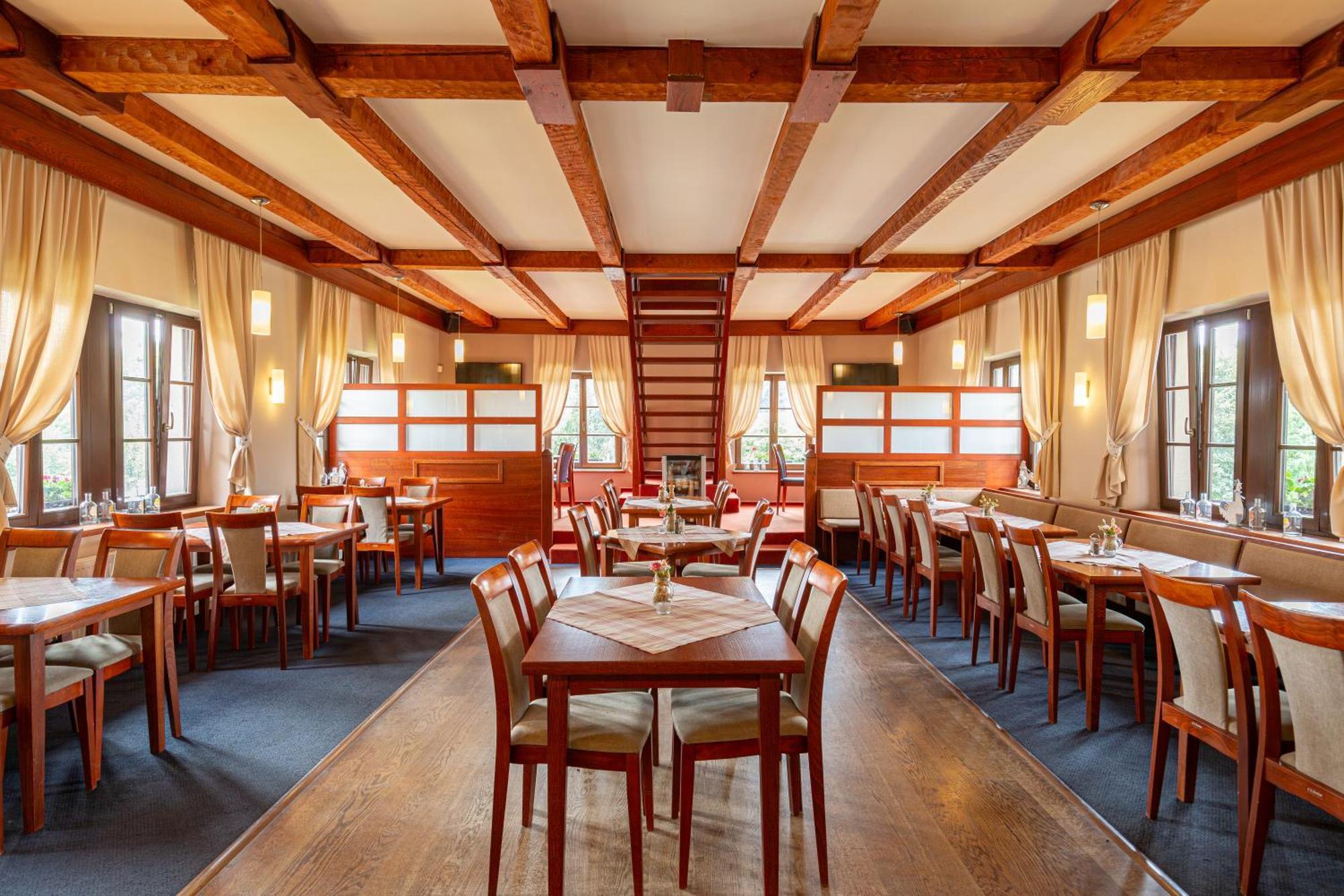 Hotel Skanzen فيليهراد المظهر الخارجي الصورة